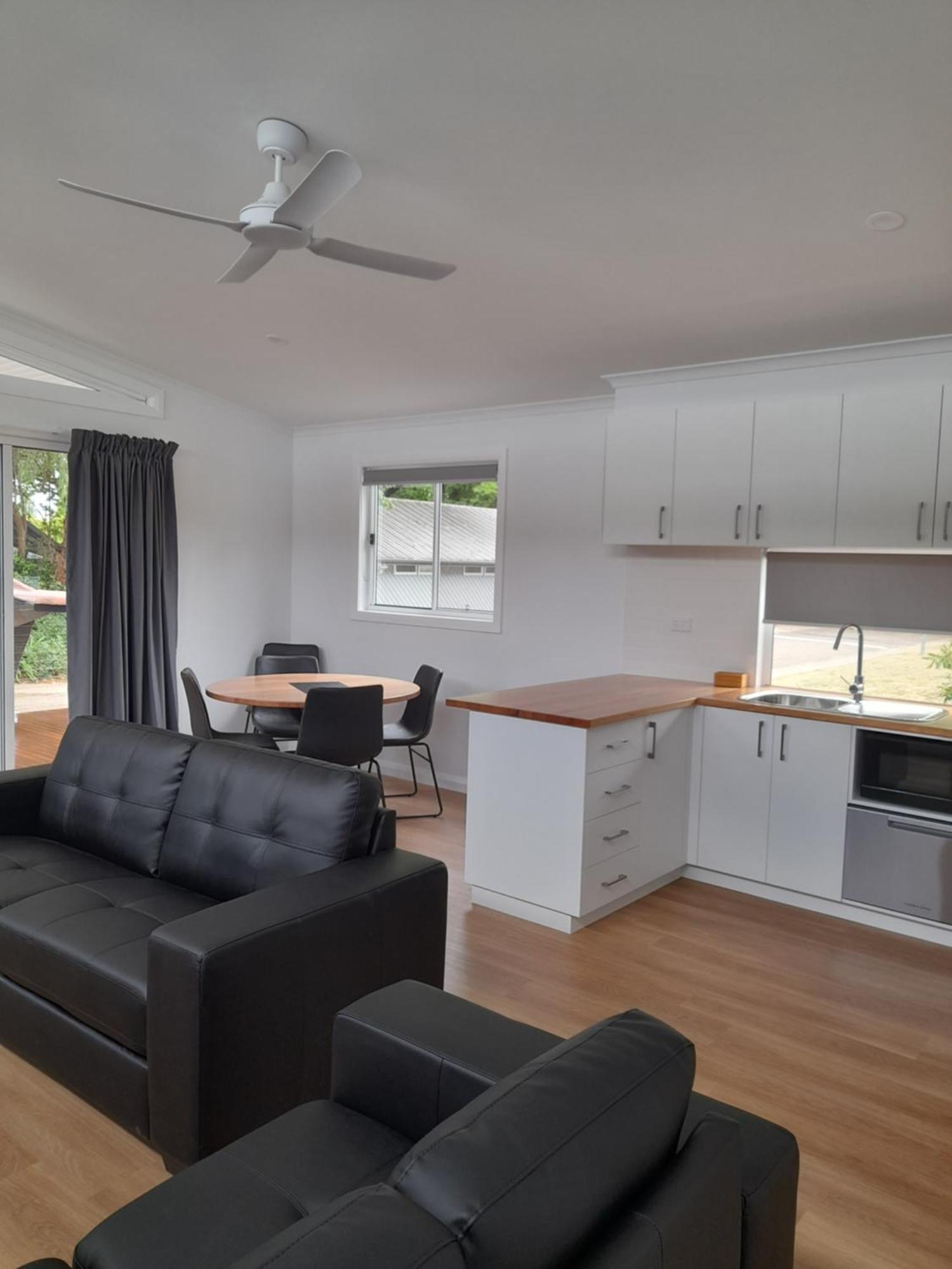 Myrtleford Holiday Park 外观 照片