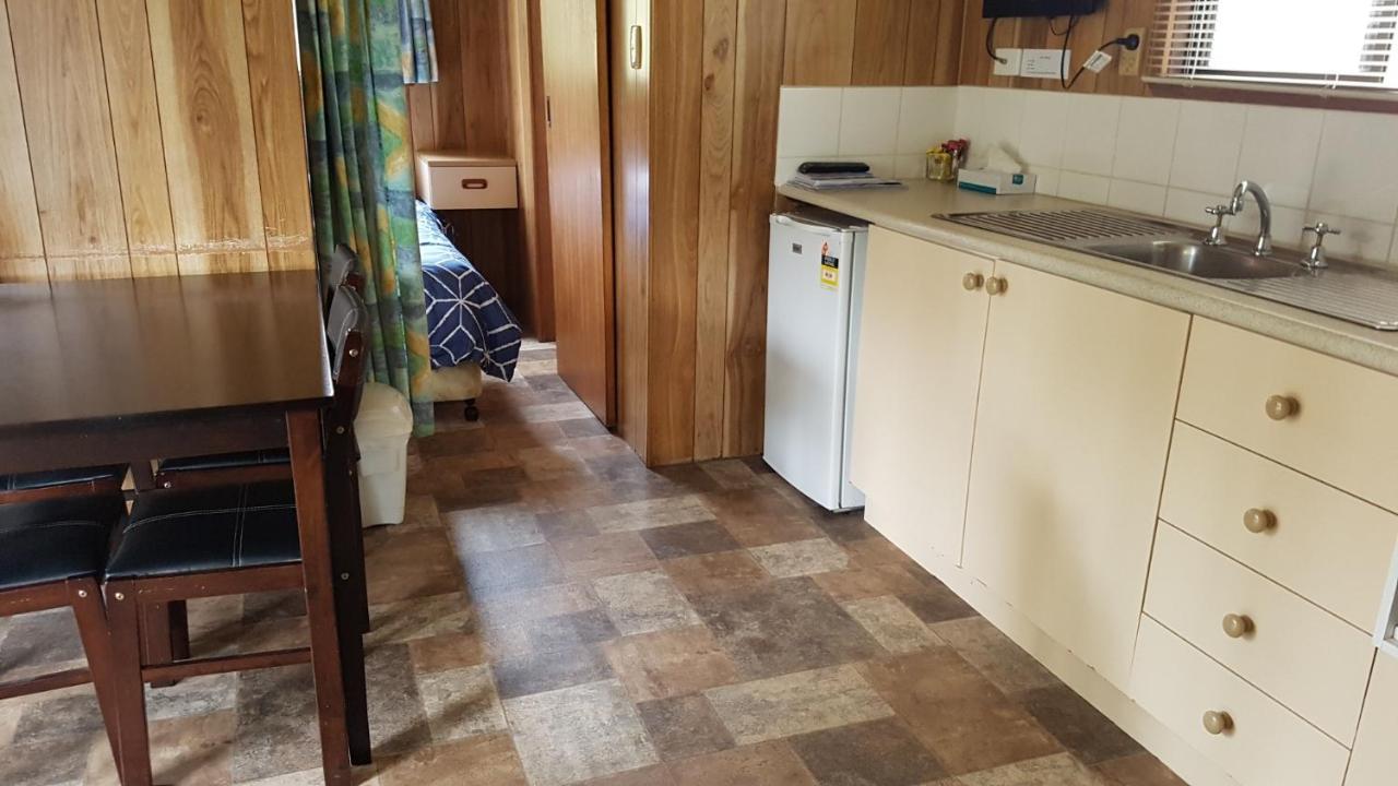 Myrtleford Holiday Park 外观 照片